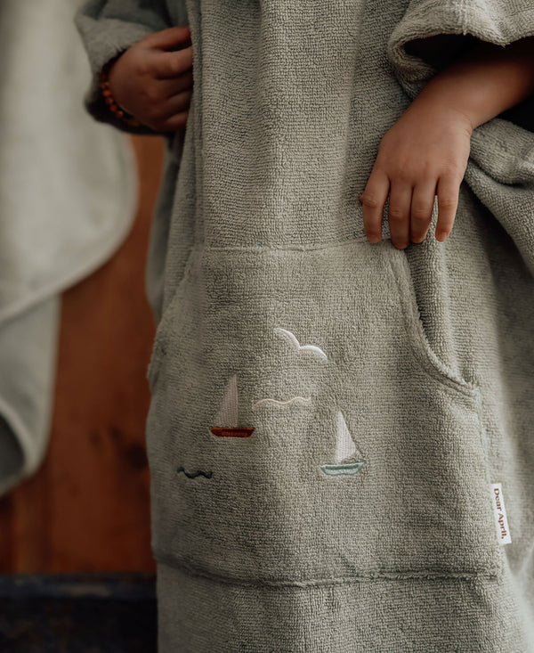 Puk Badeponcho, Sailboats