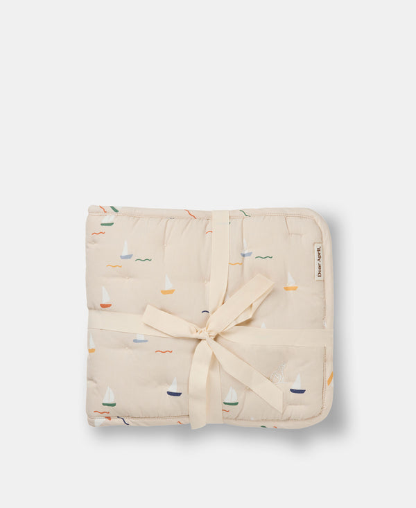 Nori Bettnestchen, Pond Boats